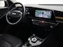 Kia Niro EV DYNAMICPLUSLINE 64.8 kWh + SCHUIFDAK | LEDER | HEAD-UP | CAMERA | SFEERVERLICHTING | ADAPTIVE CRUISE