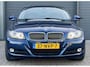 BMW 3-Serie 325i 218 pk | 6 CILINDER | LAGE KM NAP ! | AUTOMAAT | NIEUWSTAAT | UNIEK | TREKHAAK |