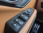 BMW 3-Serie Touring 320e Business Edition Plus | Dealer onderhouden! | Eerste eigenaar | Trekhaak | Achteruitrijcamera | Lederen bekleding | Virtual cockpit | 12 maanden garantie