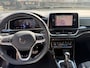 Volkswagen T-Roc 1.5 TSI R-Line 2025 | CarPlay | Stoelverwarming | Duits Schadeauto
