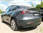Tesla Model Y Long Range AWD 75 kWh 514 PK | Panoramadak | 360 Camera | LED Verlichting | CarPlay | Lichtmetalen Velgen | Elektrische Stoelen | Elektrische Klep | Navigatie |