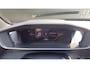 Peugeot 208 GT | Elektrische parkeerrem | Extra getinte achterste zijruiten en achterruit | Extra getinte achterste zijruiten en achterruit