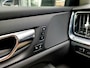 Volvo V60 2.0 T6 Recharge AWD Inscription Expression Stuurwielverwarming Stoelverwarming Leer Navi Clima PDC