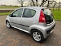 Peugeot 107 1.0-12V XS Automaat AllSeason Gratis Carplay Navi