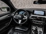 BMW 5-Serie 530i High Executive M Sport 252 PK | Driving Assistant Plus | 360 Camera | Keyless | Ambient Light | Comfortzetels | Memory | Trekhaak | 19"