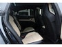 Porsche Taycan 4S Performance 84 kWh / SoH 93,3% / 1e Eign. / NL Auto / Panoramadak / 360Camera / Achterasbesturing / Burmester / Luchtvering / Keyless / 21'' / Sportdesign+Chrono / Stoel+Stuurverwarming / Dodehoek / DAB / Porsc