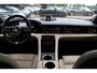 Porsche Taycan 4S Performance 84 kWh / SoH 93,3% / 1e Eign. / NL Auto / Panoramadak / 360Camera / Achterasbesturing / Burmester / Luchtvering / Keyless / 21'' / Sportdesign+Chrono / Stoel+Stuurverwarming / Dodehoek / DAB / Porsc
