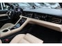 Porsche Taycan 4S Performance 84 kWh / SoH 93,3% / 1e Eign. / NL Auto / Panoramadak / 360Camera / Achterasbesturing / Burmester / Luchtvering / Keyless / 21'' / Sportdesign+Chrono / Stoel+Stuurverwarming / Dodehoek / DAB / Porsc
