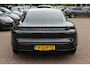 Porsche Taycan 4S Performance 84 kWh / SoH 93,3% / 1e Eign. / NL Auto / Panoramadak / 360Camera / Achterasbesturing / Burmester / Luchtvering / Keyless / 21'' / Sportdesign+Chrono / Stoel+Stuurverwarming / Dodehoek / DAB / Porsc