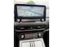 Hyundai Kona Electric EV Premium 64 kWh / Trekhaak / Camera / Head-up / Leder / CarPlay / Keyless / 17'' / Stoelverwarming+Ventilatie / Stuurverwarming / Dodehoek / DAB / ACC