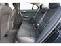 Volvo S60 1.6 T4 Momentum AUTOMAAT - Climate / Navi / Cruise / Parkeers. / Trekhaak / Lm velgen / NAP