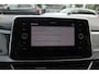 Volkswagen T-Roc 1.5 TSI R-Line Business / Trekhaak / Camera / CarPlay / Keyless / Getint glas / 17'' / Stoelverwarming / Virtual Cockpit / DAB / ACC