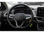 Volkswagen T-Roc 1.5 TSI R-Line Business / Trekhaak / Camera / CarPlay / Keyless / Getint glas / 17'' / Stoelverwarming / Virtual Cockpit / DAB / ACC
