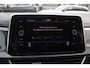 Volkswagen T-Roc 1.5 TSI R-Line Business / Trekhaak / Camera / CarPlay / Keyless / Getint glas / 17'' / Stoelverwarming / Virtual Cockpit / DAB / ACC