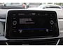 Volkswagen T-Roc 1.5 TSI R-Line Business / Trekhaak / Camera / CarPlay / Keyless / Getint glas / 17'' / Stoelverwarming / Virtual Cockpit / DAB / ACC