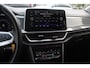 Volkswagen T-Roc 1.5 TSI R-Line Business / Trekhaak / Camera / CarPlay / Keyless / Getint glas / 17'' / Stoelverwarming / Virtual Cockpit / DAB / ACC