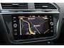 Volkswagen Tiguan Allspace 1.5 TSI R-Line Business+ 7p. / Trekhaak / Panoramadak / Camera / CarPlay / Keyless / 19'' / Mattrix LED / Stoelverwarming / DAB / ACC