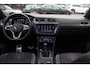 Volkswagen Tiguan Allspace 1.5 TSI R-Line Business+ 7p. / Trekhaak / Panoramadak / Camera / CarPlay / Keyless / 19'' / Mattrix LED / Stoelverwarming / DAB / ACC