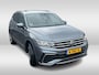Volkswagen Tiguan Allspace 1.5 TSI R-Line Business+ 7p. / Trekhaak / Panoramadak / Camera / CarPlay / Keyless / 19'' / Mattrix LED / Stoelverwarming / DAB / ACC