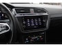 Volkswagen Tiguan Allspace 1.5 TSI R-Line Business+ 7p. / Trekhaak / Panoramadak / Camera / CarPlay / Keyless / 19'' / Mattrix LED / Stoelverwarming / DAB / ACC