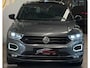 Volkswagen T-Roc 2.0 TSI 4Motion 3x R-line Panorama/Virtual/Trekhaak