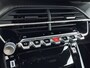 Peugeot 208 GT | Elektrische parkeerrem | Extra getinte achterste zijruiten en achterruit | Extra getinte achterste zijruiten en achterruit