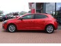 Renault Megane Hatchback TCe Aut. 1.2 *Limited* | Door Ons Onderhouden !! | Carplay | Navigatie | Keyless entry | Cruise & Climate control | PDC | Bluetooth | Privacy |