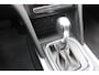 Renault Megane Hatchback TCe Aut. 1.2 *Limited* | Door Ons Onderhouden !! | Carplay | Navigatie | Keyless entry | Cruise & Climate control | PDC | Bluetooth | Privacy |