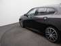 BMW 1-Serie 118i Executive Edition M Sport | 19" velgen | Sportstoelen | Sportonderstel | Shadow line | Trekhaak | Cruise | Navi | Carplay | 17" Winterwielenset | Servicecontract tot 12-01-2027/ 120.000KM |