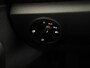 Volkswagen T-Roc 1.5 TSI Life 150 pk Automaat (DSG) | Navigatie via App | Parkeersensoren (Park assist) | Achteruitrijcamera | Autom. airco | Stoelverwarming |