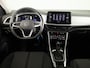 Volkswagen T-Roc 1.5 TSI Life 150 pk Automaat (DSG) | Navigatie via App | Parkeersensoren (Park assist) | Achteruitrijcamera | Autom. airco | Stoelverwarming |