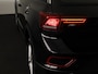 Volkswagen T-Roc 1.5 TSI Life 150 pk Automaat (DSG) | Navigatie via App | Parkeersensoren (Park assist) | Achteruitrijcamera | Autom. airco | Stoelverwarming |