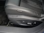 Peugeot 308 1.6 HYbrid 225pk GT Pack Business Automaat Focal / Trekhaak / Stoelverwarming / Navigatie