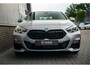 BMW 2-serie Gran Coupé M-Sportpakket 220i 178 pk / Frozen-Grey/ Pano-Dak/ Harman&Kardon/ Individual/ Keyless/ Camera/ Memory/ Adapt.Cruise/ Stoel+Stuurverw./ 19''LMV