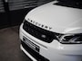 Land Rover Discovery Sport P300e 1.5 R-Dynamic SE | SOH 92% | Black Pack | Cold Climate | Leder | ACC | Camera | 20 inch |