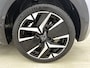 Peugeot 208 1.2 Hybrid 145pk GT Automaat | Navigatie | Camera Voor + Achter | Adaptieve Cruise Control | Climate Control | 17"LMV | Full-LED | Keyless Entry/Start |