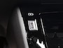 Peugeot 208 1.2 Hybrid 145pk GT Automaat | Navigatie | Camera Voor + Achter | Adaptieve Cruise Control | Climate Control | 17"LMV | Full-LED | Keyless Entry/Start |