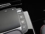 Mercedes-Benz A-klasse 180 Business Solution AMG | Night | Panoramadak | Trekhaak | Keyless | Memory | Premium Sound | Multibeam | Widescreen |