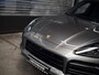 Porsche Cayenne 3.0 E-Hybrid | SOH 83% | Panorama | Bose | Luchtvering | SportDesign | 22 inch | NL Auto |