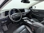Kia EV6 Plus Long Range 77.4kWh Trekhaak Leer+Ventilatie+Verwarming(+bank) Camera Adap.Cruise Warmtepomp Meridian®-Audio Stuur+Achterbankverwarming Elek.Stoelen+Memory Navi Ecc PDC-v+a SOH 100% Elek.Achterklep Apple Carplay Android Privacy Glas Pdc Lmv Led DAB 1.600KG Trekgewicht Dealeronderhouden