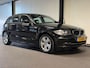 BMW 1-Serie 118i Business Line (PARKEERSENSOREN, TREKHAAK, GOED ONDERHOUDEN)