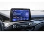 Ford Focus 1.0 Ecob st-line Trekhaak | Stoelverwarming | Camera | Stuurverwarming | Cruise Control | PDC | Voorruitverwarming | Carplay