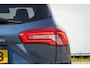 Ford Focus 1.0 Ecob st-line Trekhaak | Stoelverwarming | Camera | Stuurverwarming | Cruise Control | PDC | Voorruitverwarming | Carplay