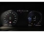 Volvo XC40 T5 Recharge Ultimate Dark - IntelliSafe Assist & Surround - 360º Camera - Harman/Kardon audio - Verwarmde voorstoelen & stuur - Parkeersensoren voor & achter - Elektr. bedienb. voorstoelen met geheugen links - Draadloze tel. lader - Extra getint glas - 19' LMV