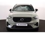 Volvo XC40 T5 Recharge Ultimate Dark - IntelliSafe Assist & Surround - 360º Camera - Harman/Kardon audio - Verwarmde voorstoelen & stuur - Parkeersensoren voor & achter - Elektr. bedienb. voorstoelen met geheugen links - Draadloze tel. lader - Extra getint glas - 19' LMV