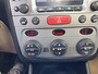 Alfa Romeo 147 1.6 T.Spark Edizione Limitata LEUKE AUTO ZO WEG PRIJSJE