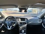 Volvo V40 1.6 T4 Cross Country Momentum '' Trekhaak - Keyless - Camera ''