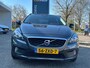 Volvo V40 1.6 T4 Cross Country Momentum '' Trekhaak - Keyless - Camera ''