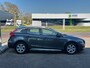 Volvo V40 1.6 T4 Cross Country Momentum '' Trekhaak - Keyless - Camera ''