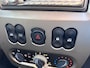 Dacia Sandero 1.6 Stepway Dealer onderhouden '' Allseason banden - Trekhaak - Airco ''